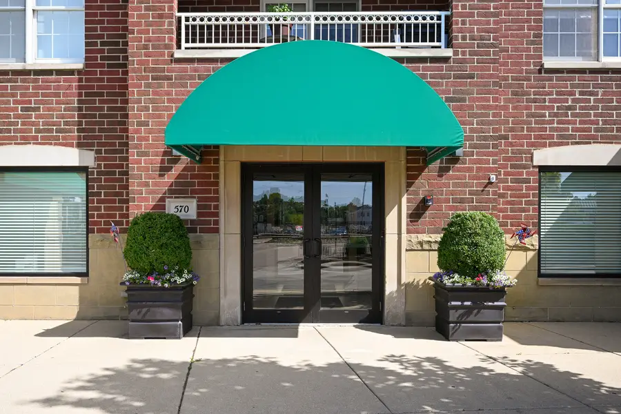570 Crescent Boulevard #408, Glen Ellyn, IL 60137 - #2