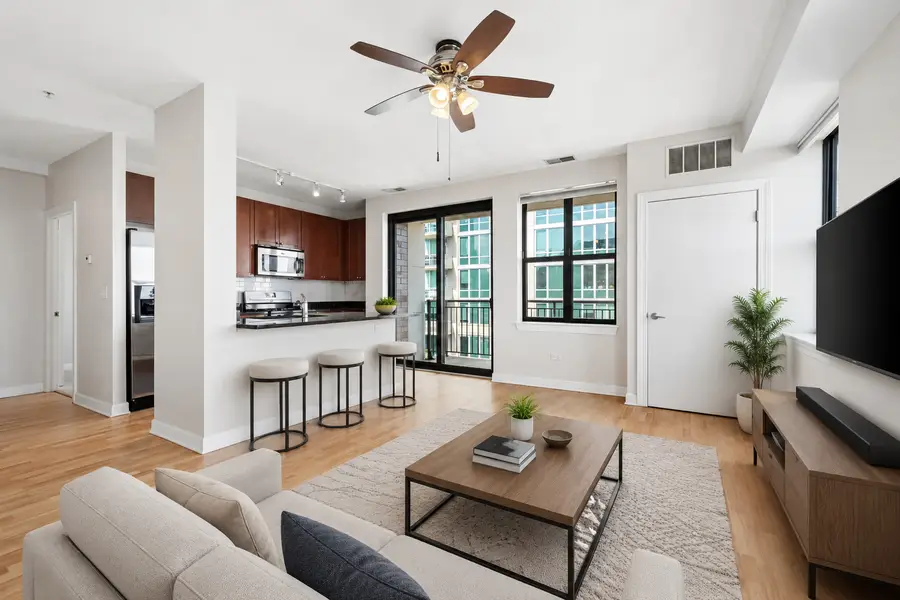 451 W Huron Street #1501, Chicago, IL 60654 - #2