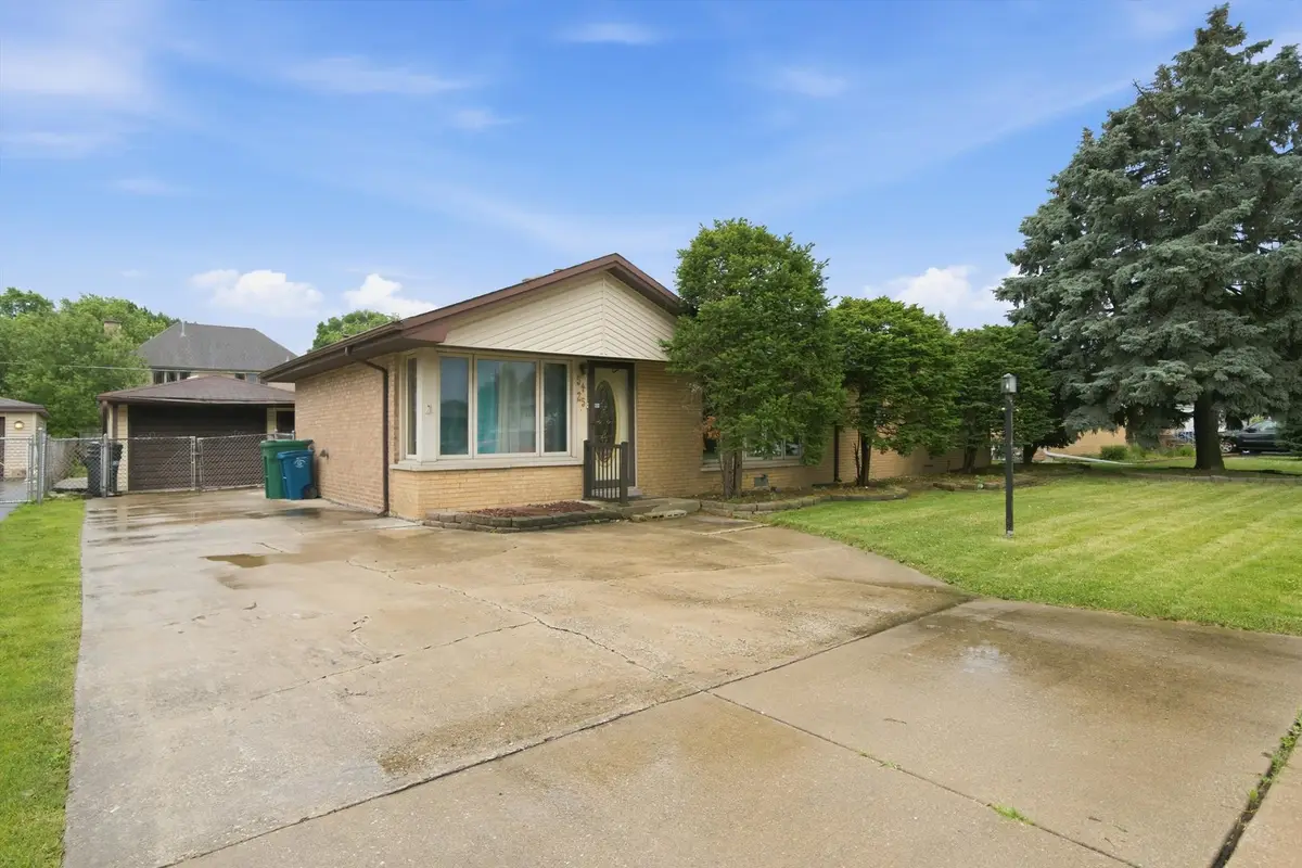 5425 W 83rd Place, Burbank, IL 60459 - #1