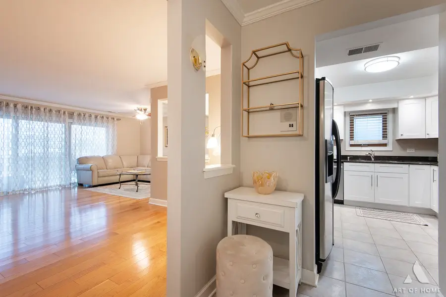 9839 Natoma Avenue #5, Chicago Ridge, IL 60415 - #3
