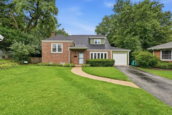 7 Park Road Court, Lombard, IL 60148