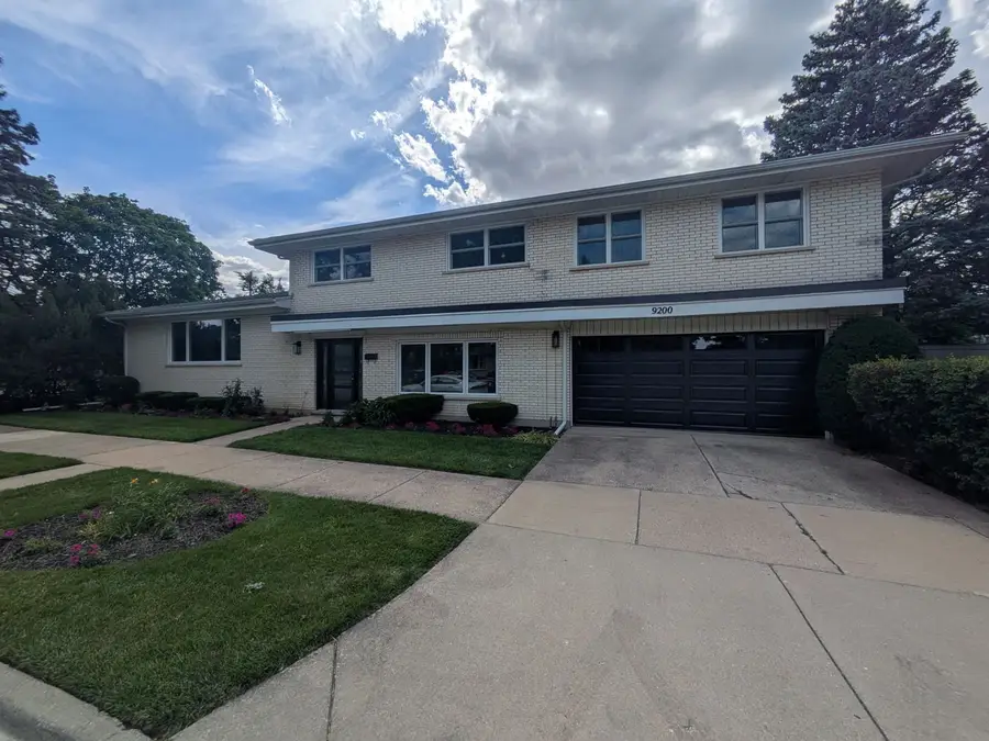9200 Lowell Avenue, Skokie, IL 60076 - #2