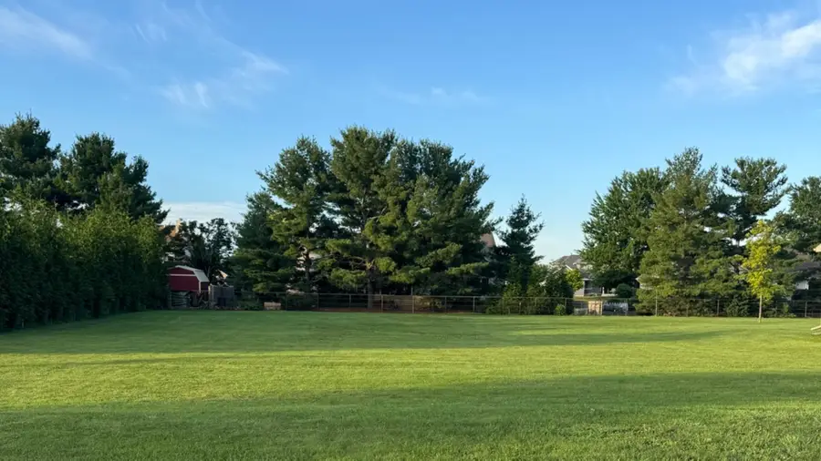 105 Fox Run Court, Leroy, IL 61752 - #3