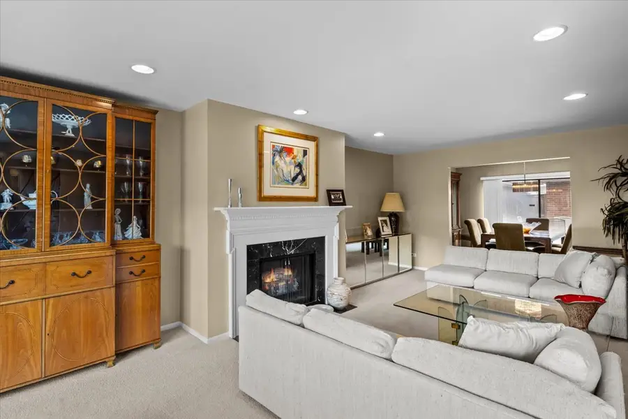 Address Withheld By Seller, Highland Park, IL 60035 - #2