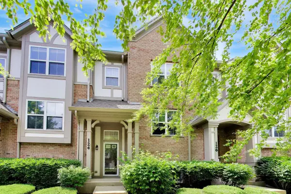 124 Rosehall Drive, Lake Zurich, IL 60047