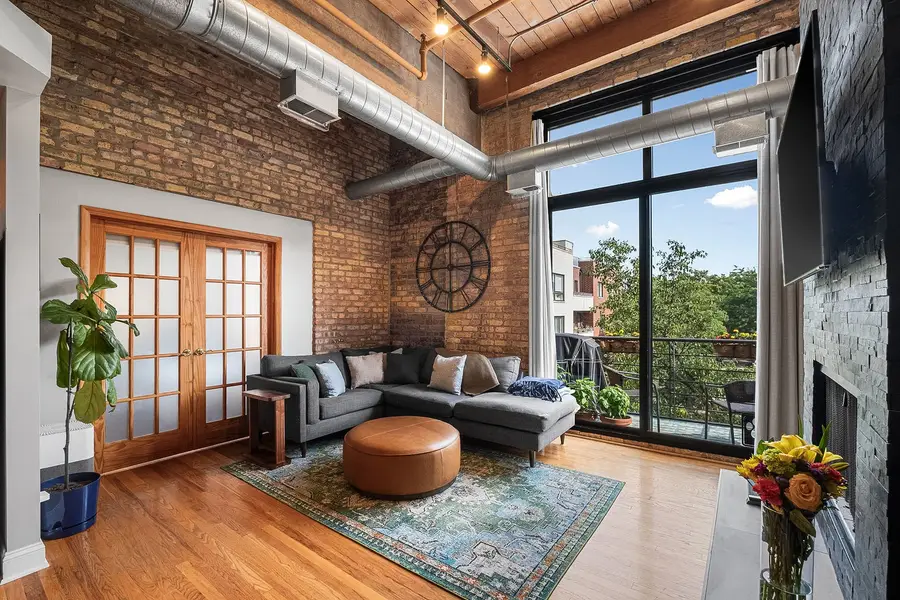 2300 W Wabansia Avenue #310, Chicago, IL 60647 - #3
