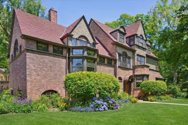225 Hamilton Street, Evanston, IL 60202