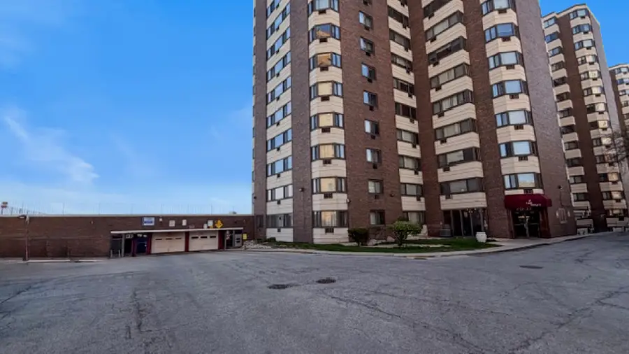 7337 S South Shore Drive #912, Chicago, IL 60649 - #2