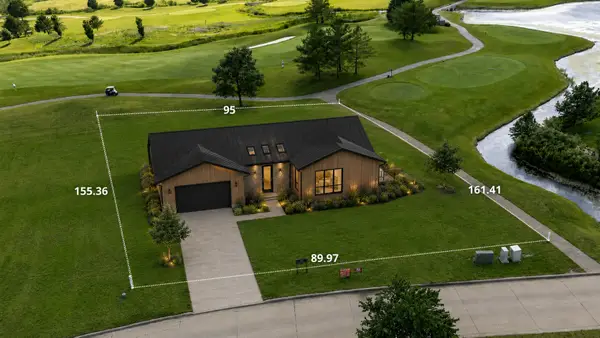3049 E Stone Creek Boulevard, Urbana, IL 61802