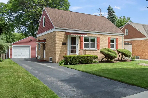 511 N Maple Street, Mount Prospect, IL 60056