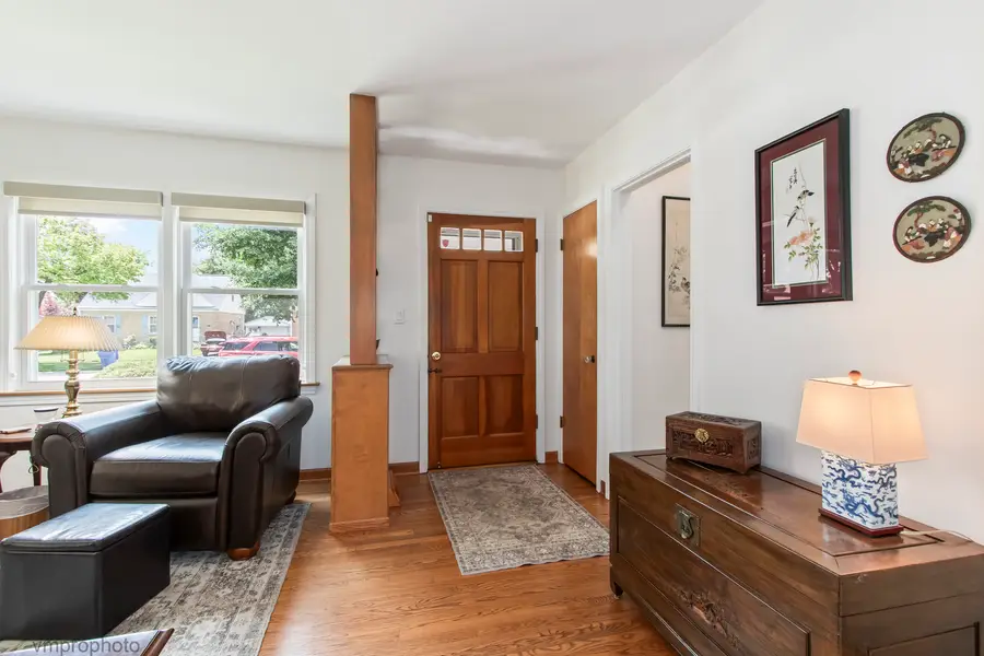 511 N Maple Street, Mount Prospect, IL 60056 - #3