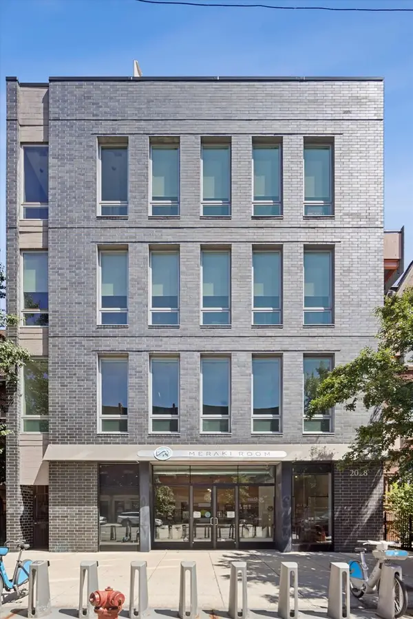 2028 W Division Street #201, Chicago, IL 60622
