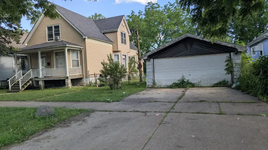 327 E 136th Place, Chicago, IL 60827 - #2