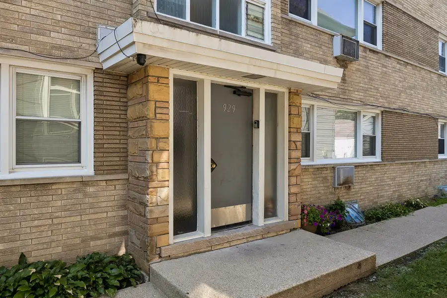 929 S Oak Park Avenue #3NE, Oak Park, IL 60304 - #3