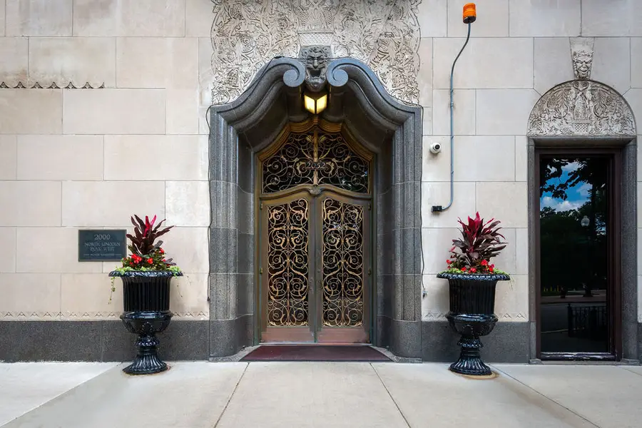2000 N Lincoln Park West #1101, Chicago, IL 60614 - #2