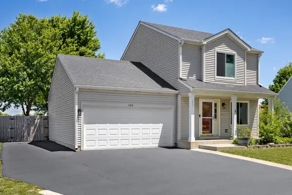 1312 Burke Lane, South Elgin, IL 60177