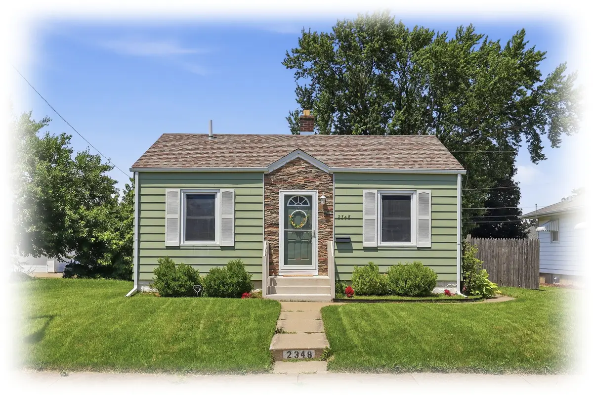2348 W High Street, Davenport, IA 52804 - #1