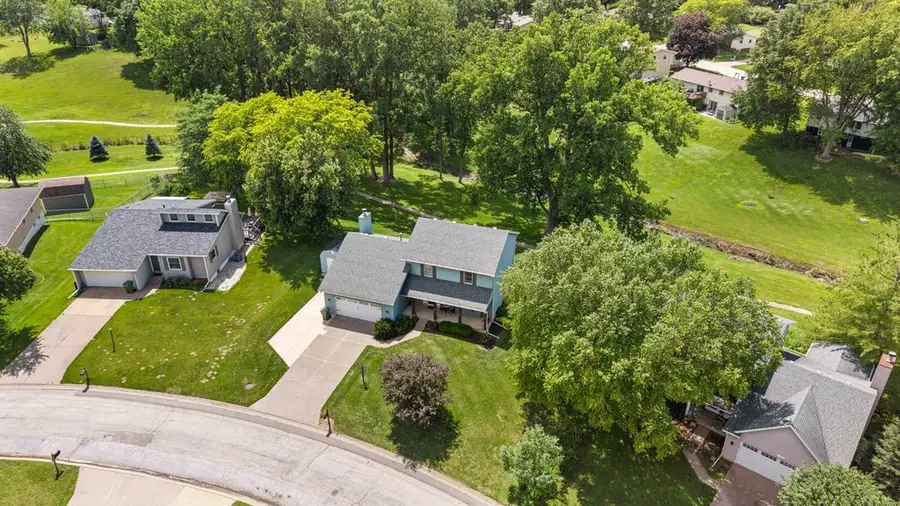 105 Shawnee Circle, Park View, IA 52478 - #3