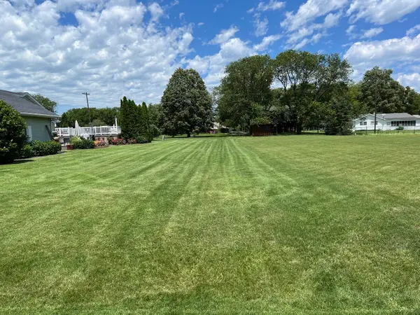 314 Kellerhal Drive, Cissna Park, IL 60924