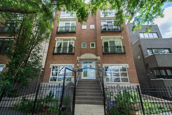 1335 N Mohawk Street #2N, Chicago, IL 60610