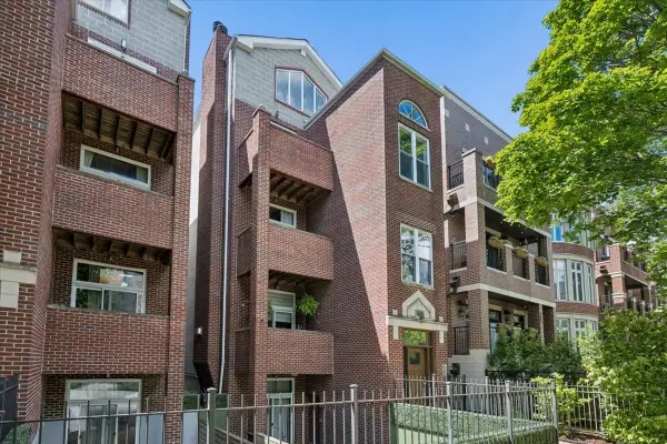 1529 W Montana Street #3, Chicago, IL 60614