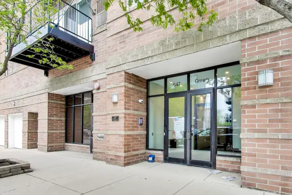 647 N Green Street #301, Chicago, IL 60642