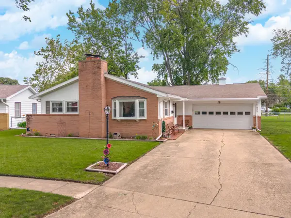 3 Manor Drive, Pontiac, IL 61764