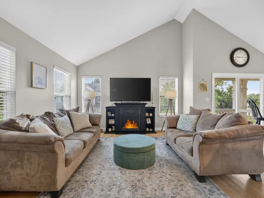 941 Emerald Drive, Pingree Grove, IL 60140 - #2