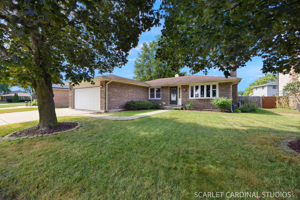 970 Dearborn Circle, Carol Stream, IL 60188 - #1