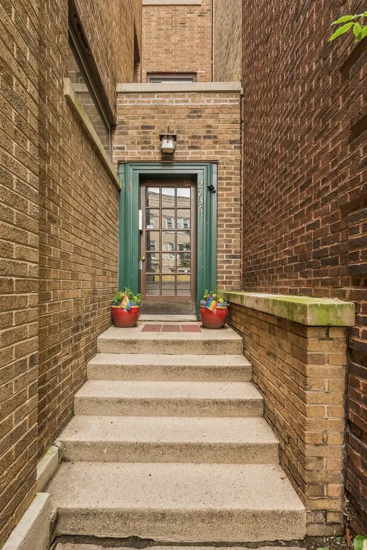 2736 N Mildred Avenue #2, Chicago, IL 60614 - #2
