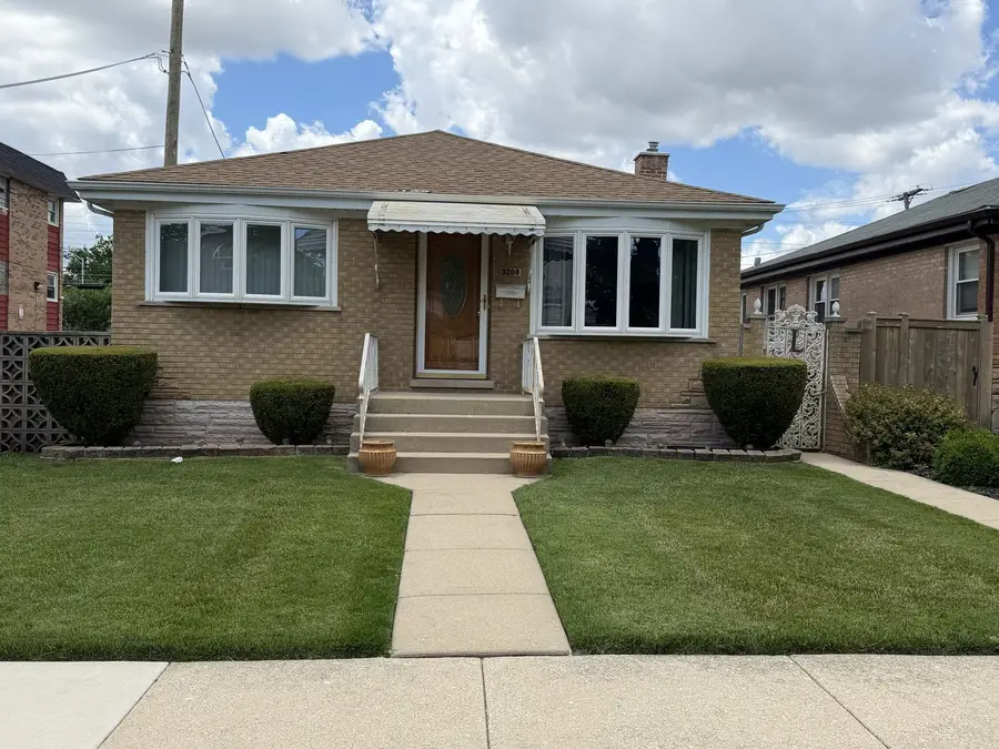 3208 N Hawthorne Street, Franklin Park, IL 60131 - #2