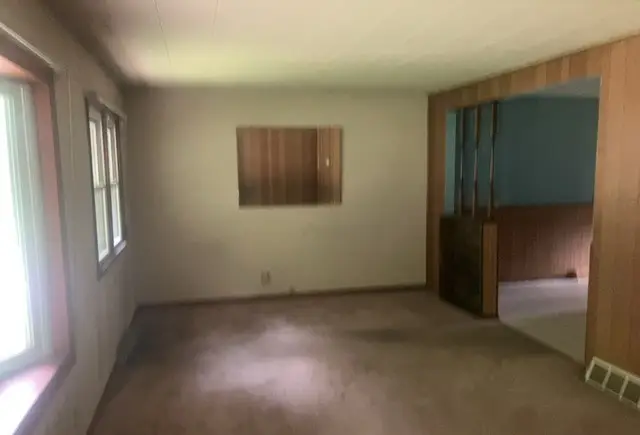 1566 Aurora Street, Dixon, IL 61021 - #2
