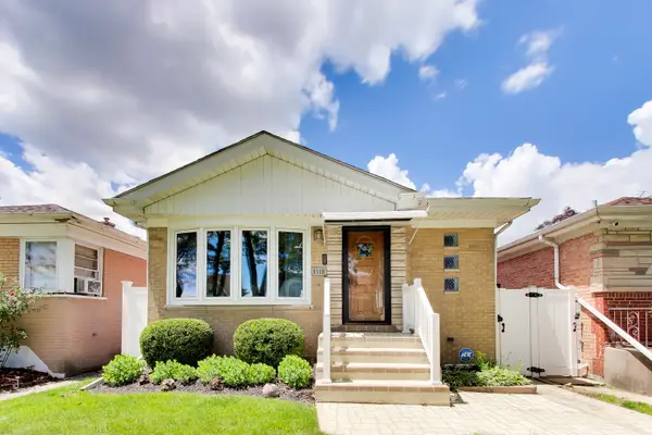 1118 Bohland Avenue, Bellwood, IL 60104