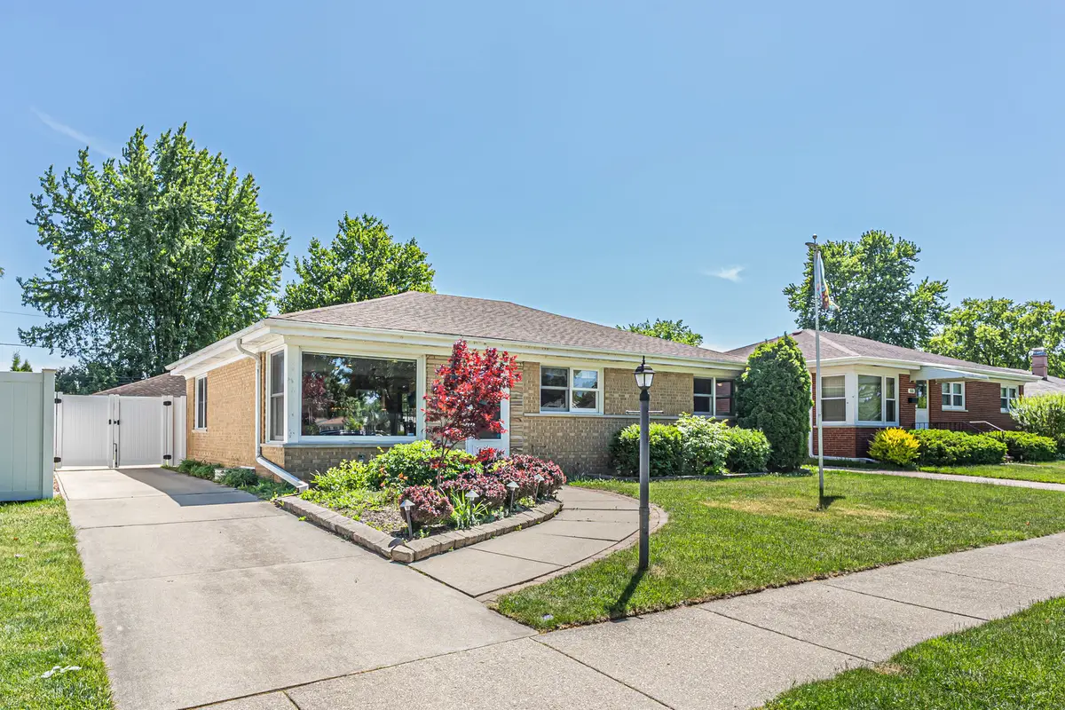 145 Princeton Street, Des Plaines, IL 60016 - #1