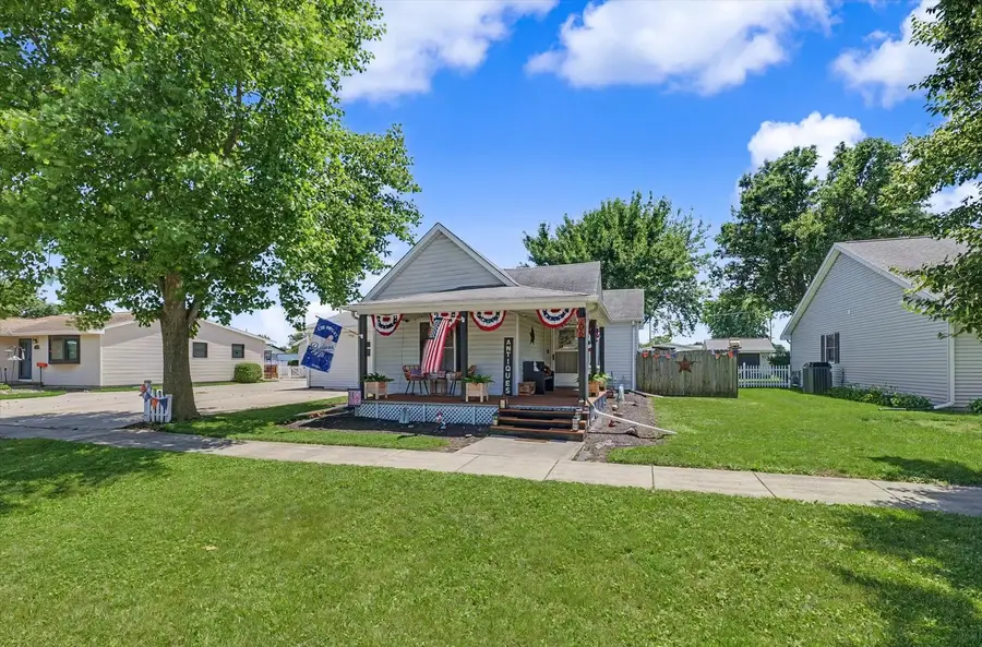 206 W Main Street, Ogden, IL 61859 - #2