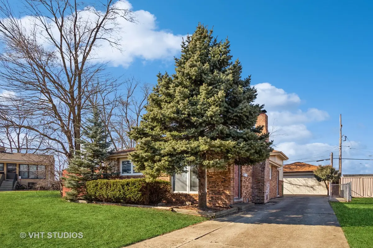 608 N Craig Place, Addison, IL 60101 - #1