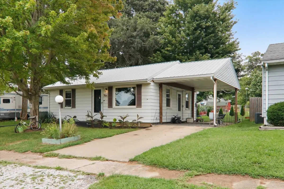 205 N Orchard Street, Mackinaw, IL 61755 - #1