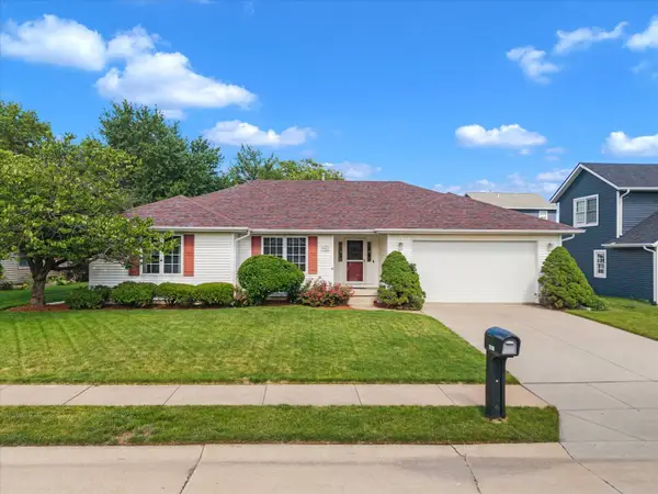 4421 Oak Street, Davenport, IA 52806