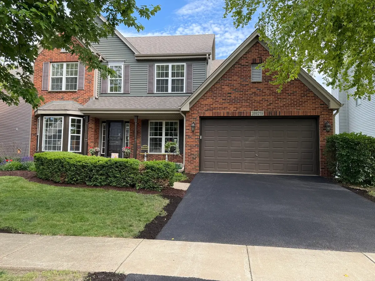 39W219 E Mallory Drive, Geneva, IL 60134 - #1