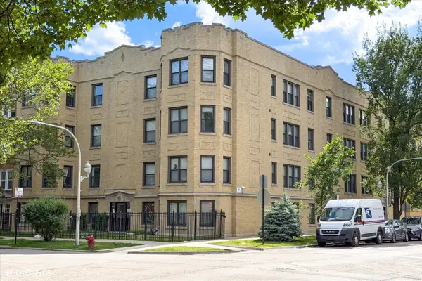 6254 N Bell Avenue #T, Chicago, IL 60659