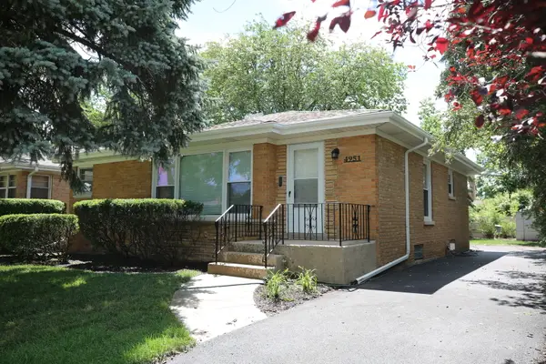 4951 Howard Street, Skokie, IL 60077