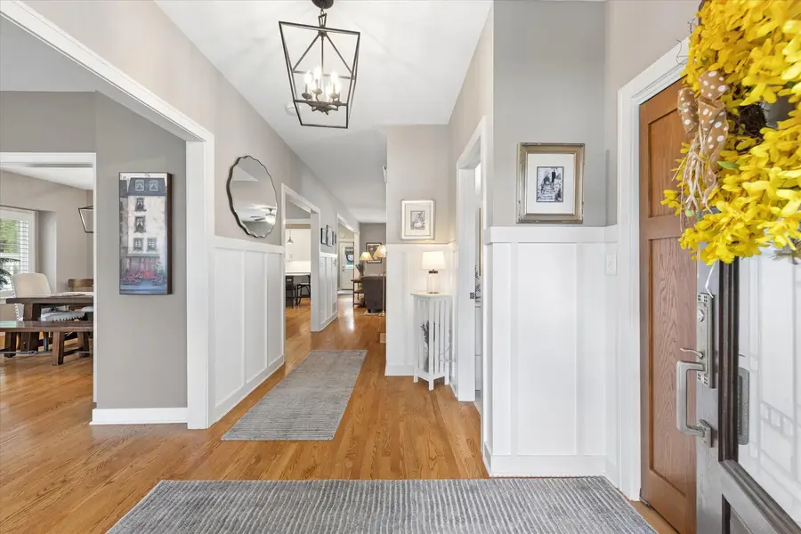 198 N Glenview Avenue, Elmhurst, IL 60126 - #3