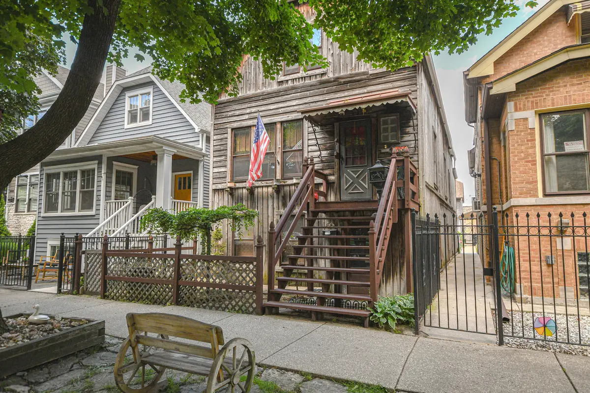 3450 N Claremont Avenue, Chicago, IL 60618 - #1