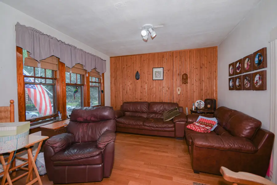 3450 N Claremont Avenue, Chicago, IL 60618 - #2