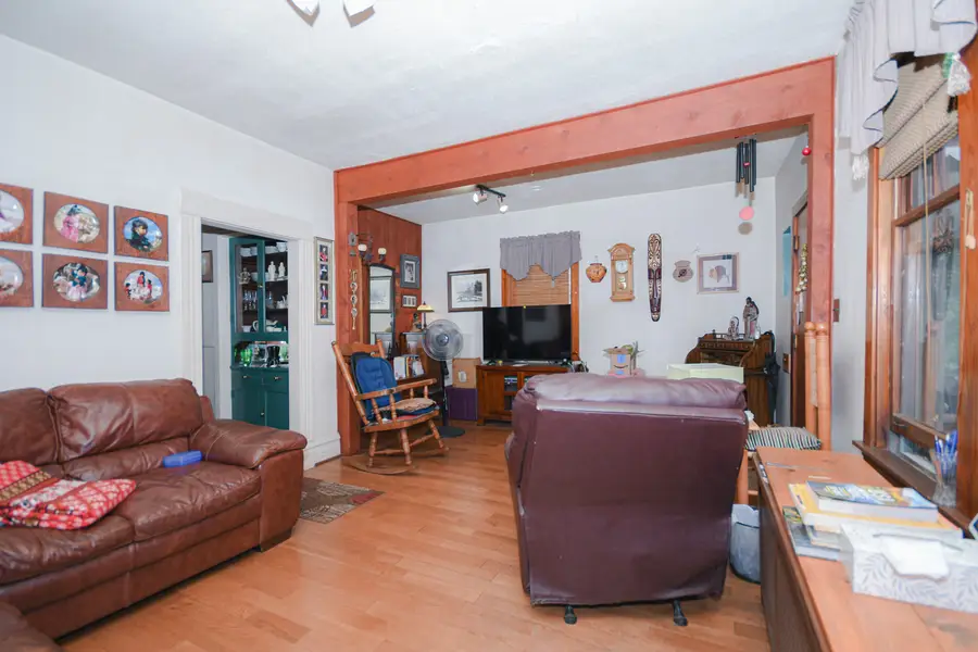 3450 N Claremont Avenue, Chicago, IL 60618 - #3