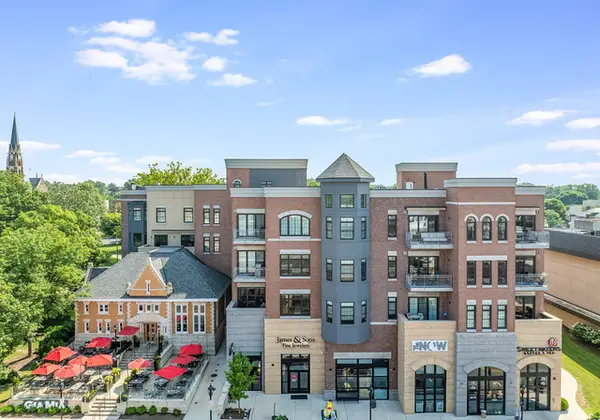 110 S Washington Street #400, Naperville, IL 60540