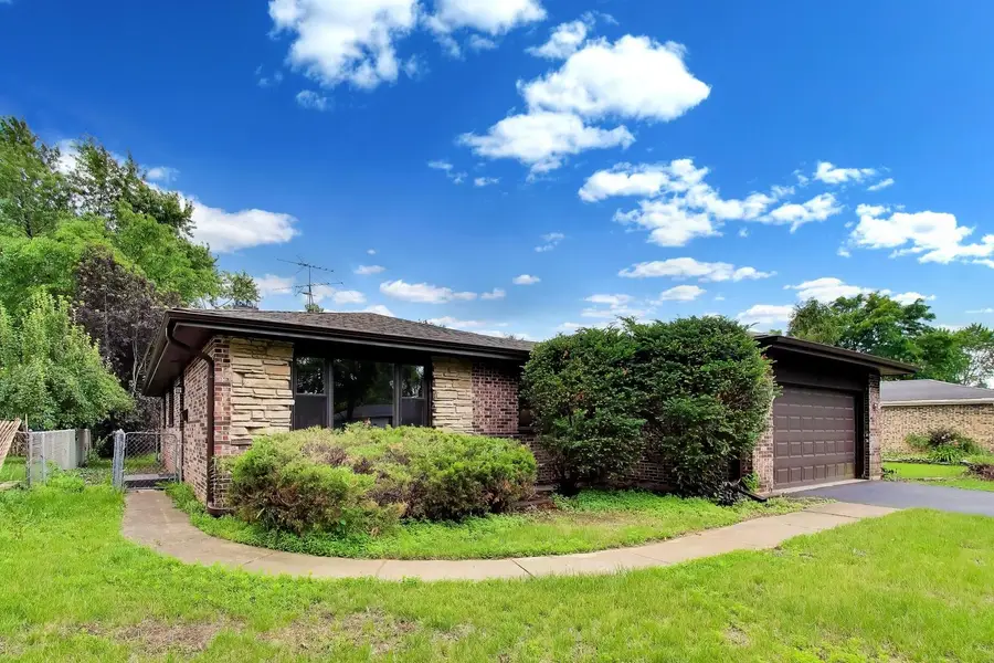641 Lee Drive, Crystal Lake, IL 60014 - #2