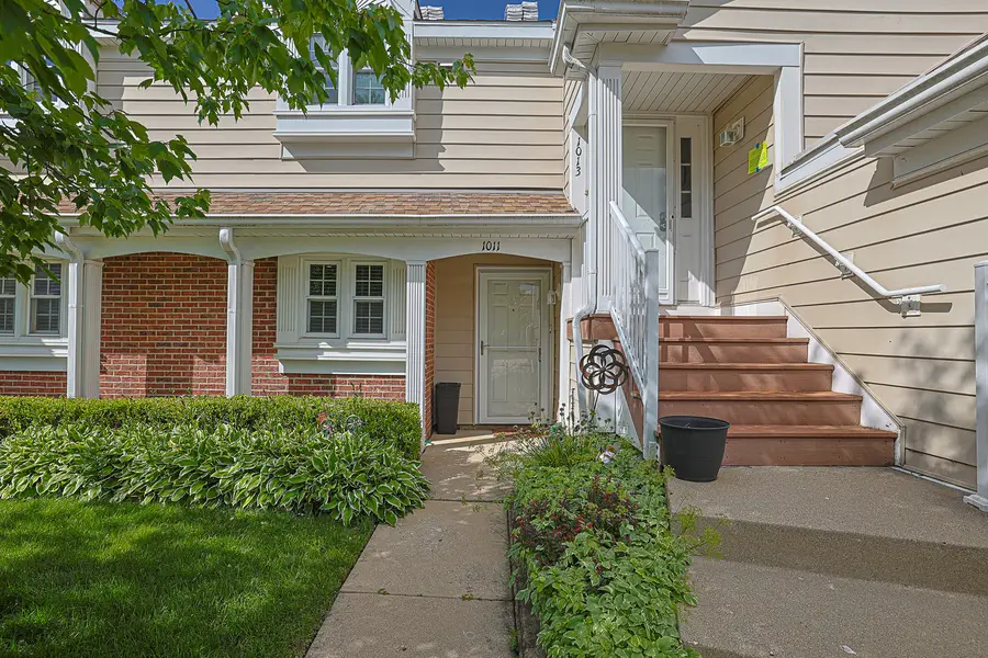 1011 Brentwood Circle, Buffalo Grove, IL 60089 - #3