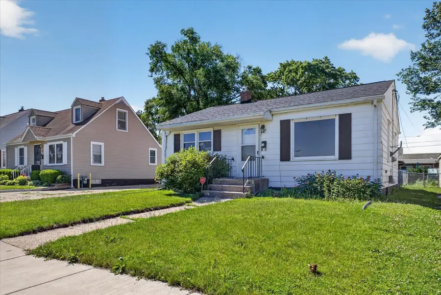 2724 Lawndale Avenue, Rockford, IL 61101 - #2