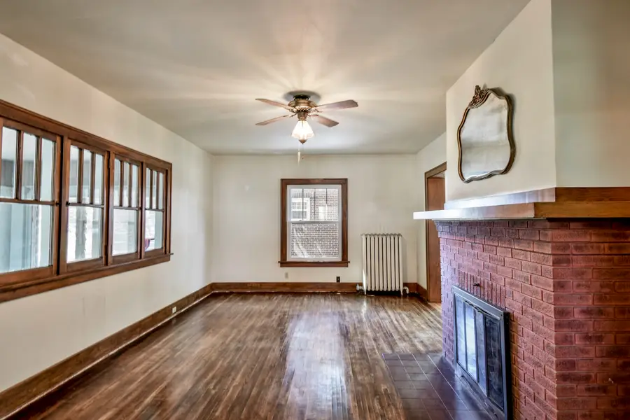 620 Mason Street, Chenoa, IL 61726 - #3